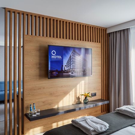 Q Hotel Plus Wroclaw Bielany Bielany Wrocławskie Eksteriør billede