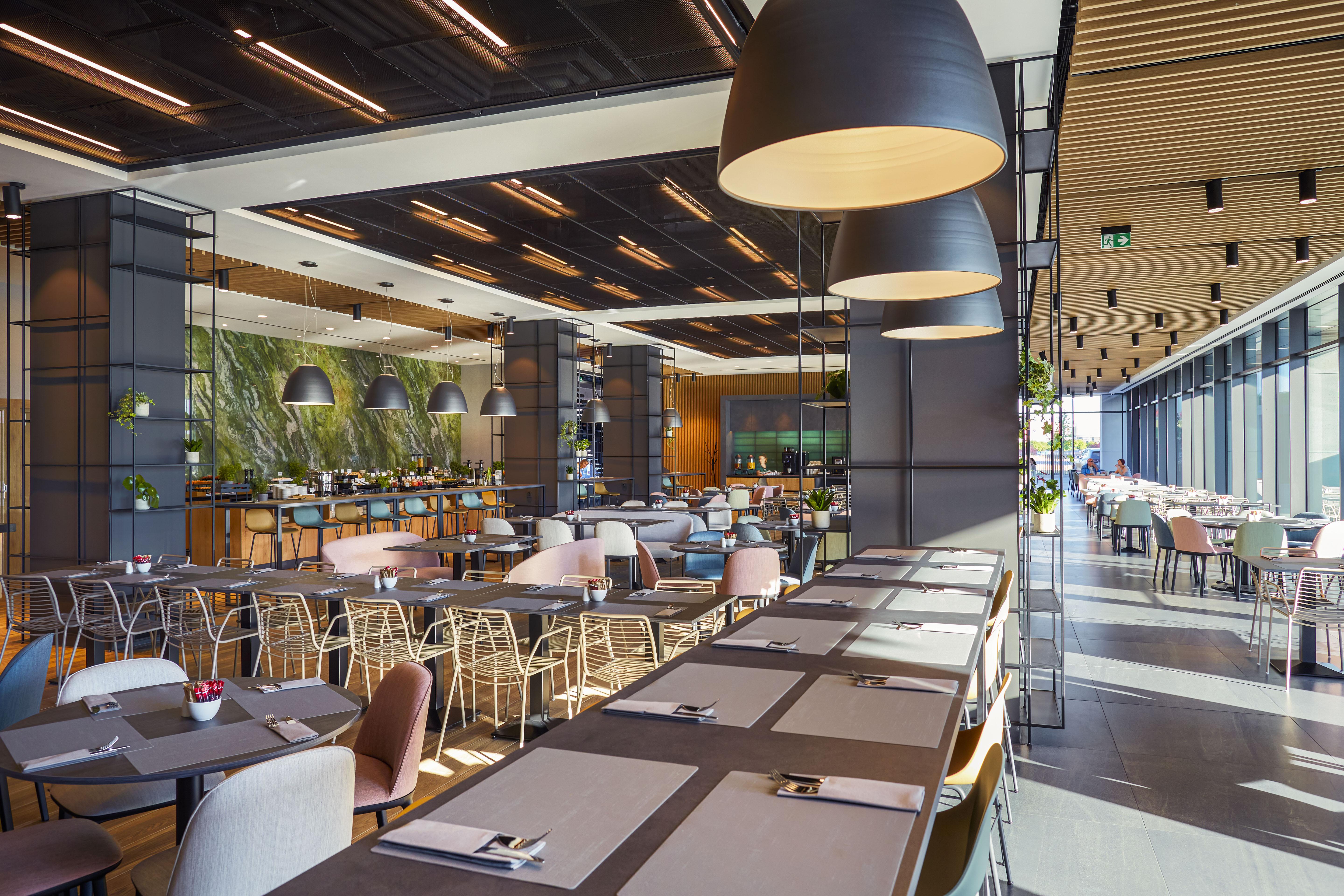 Q Hotel Plus Wroclaw Bielany Bielany Wrocławskie Eksteriør billede