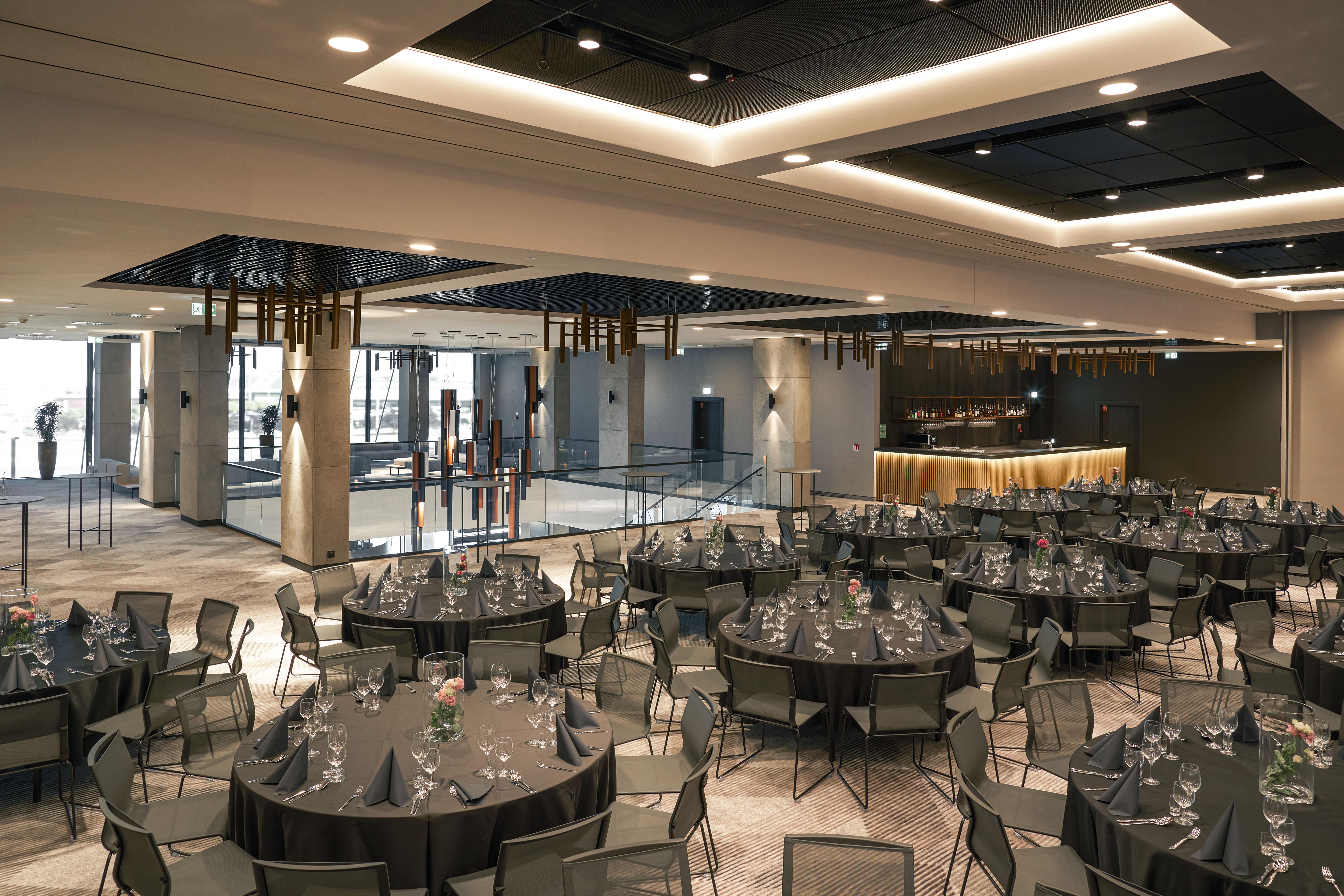 Q Hotel Plus Wroclaw Bielany Bielany Wrocławskie Eksteriør billede