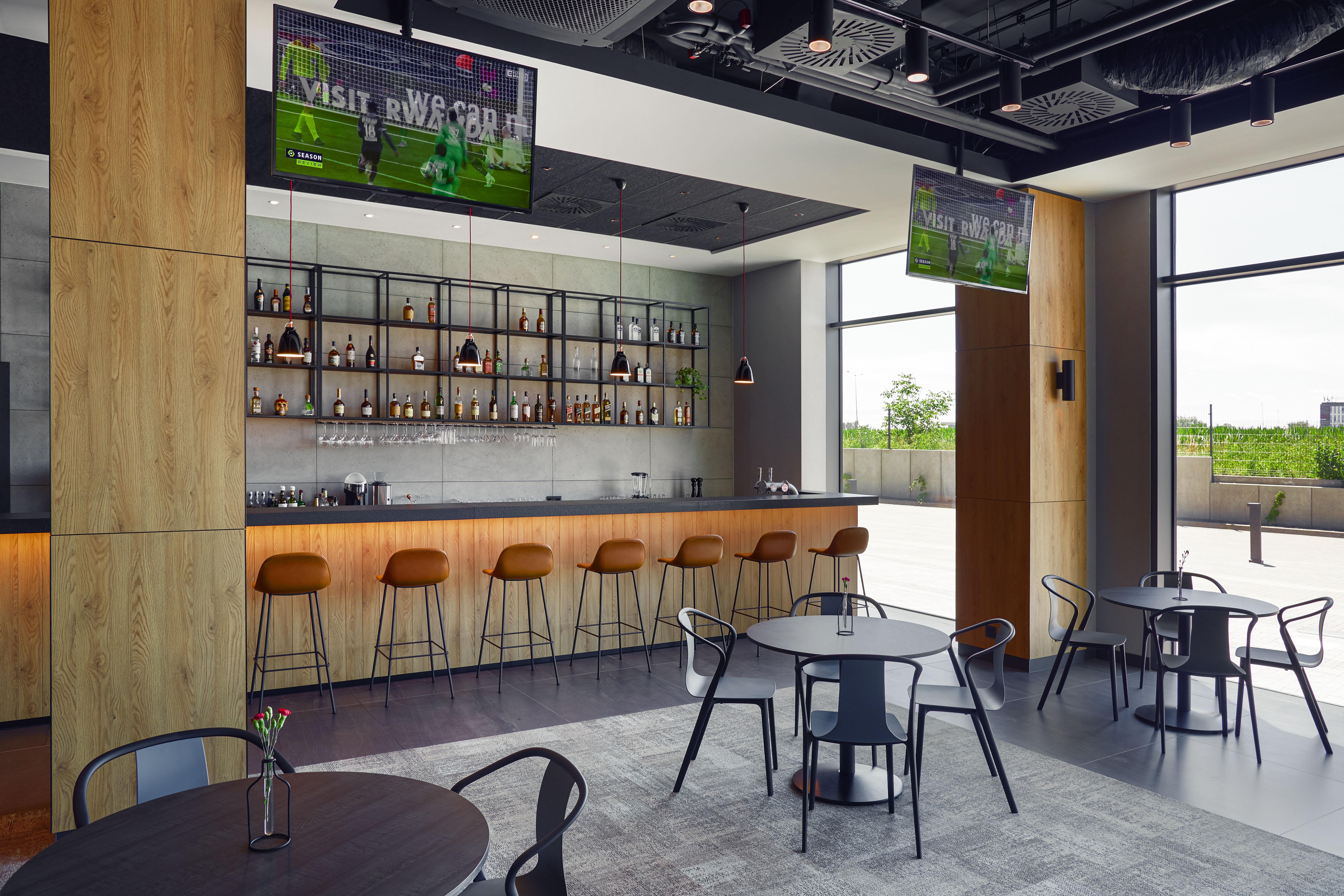 Q Hotel Plus Wroclaw Bielany Bielany Wrocławskie Eksteriør billede