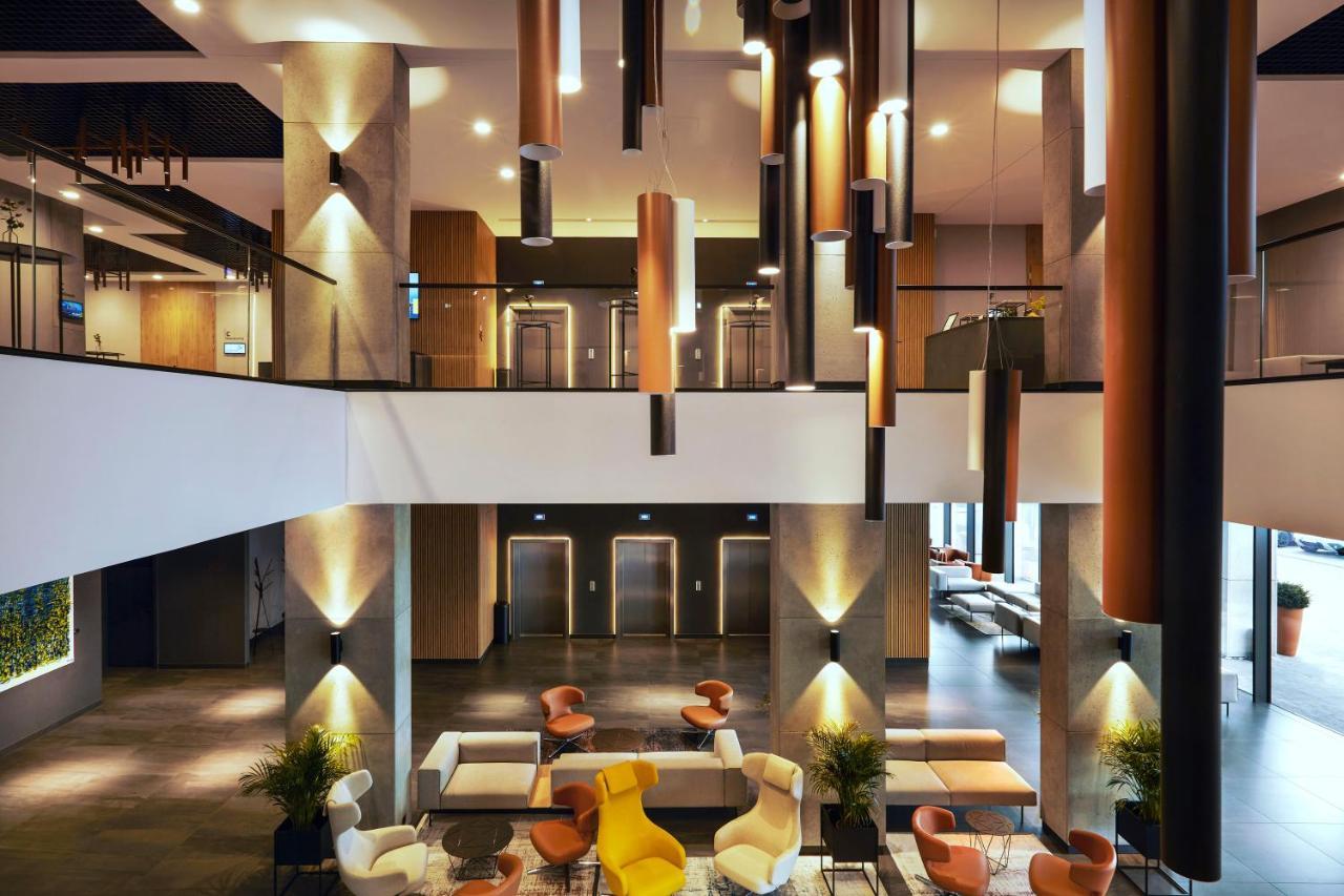 Q Hotel Plus Wroclaw Bielany Bielany Wrocławskie Eksteriør billede